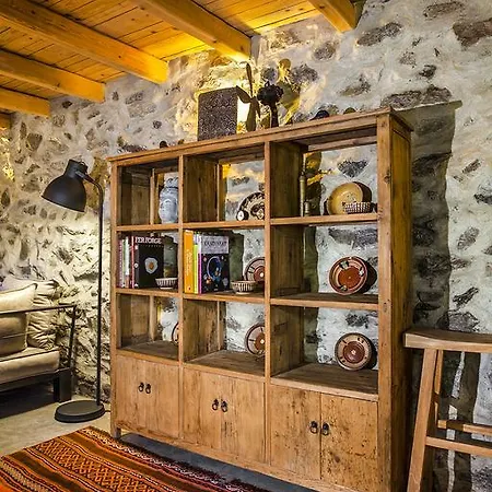Podkovite * Karlovo
