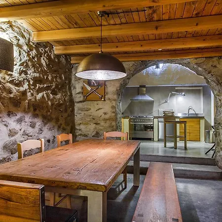 Podkovite Pensiune