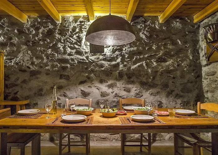 Podkovite Konukevi Karlovo