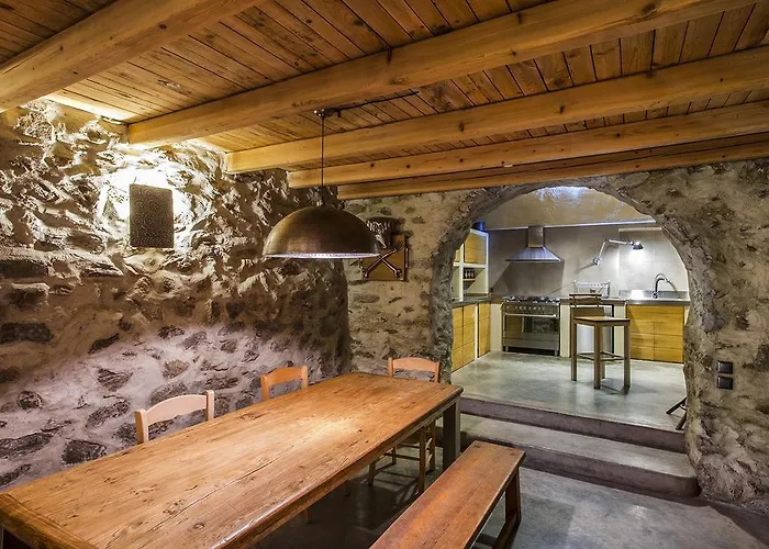 Konukevi Podkovite Karlovo